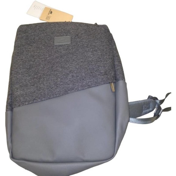 Rivacase MacBook Pro 15 In. and Ultrabook 15.6 In. Laptop Backpack, Gray #7960 - Picture 4 of 9